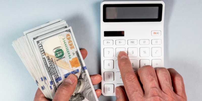 Ordnad privatekonomi med budget och sparande